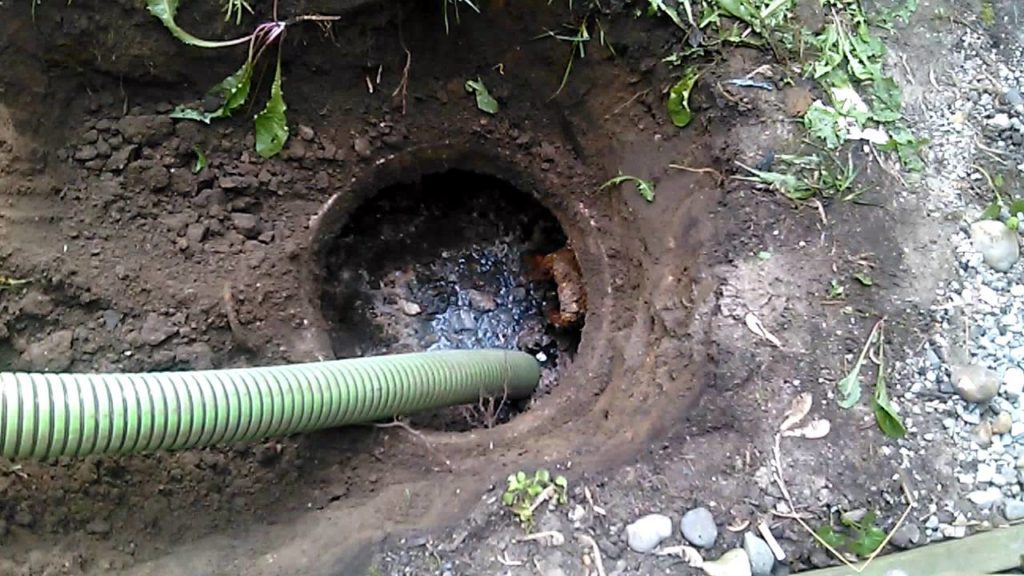 Septic tank drainage - Greater Houston Septic Tank & Sewer Experts