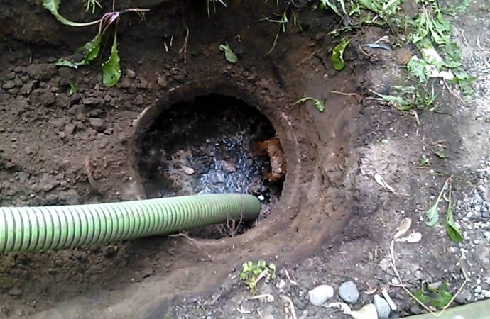 Septic tank drainage - Greater Houston Septic Tank & Sewer Experts