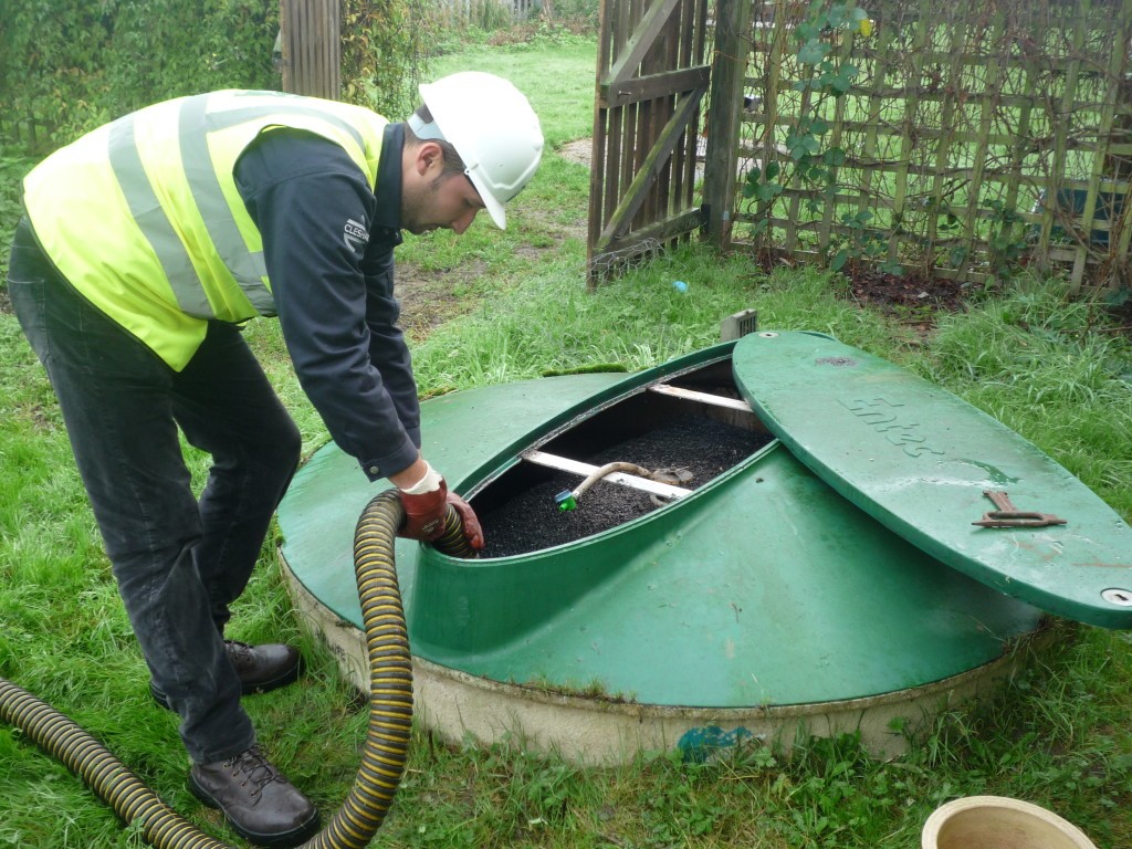 Septic tank emptying cost - Greater Houston Septic Tank & Sewer Experts