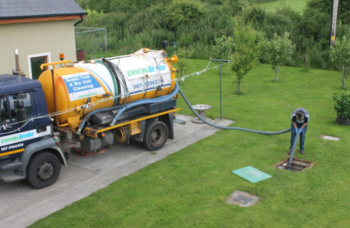 The Septic Cleaning Service Near Me - Greater Houston Septic Tank & Sewer Experts
